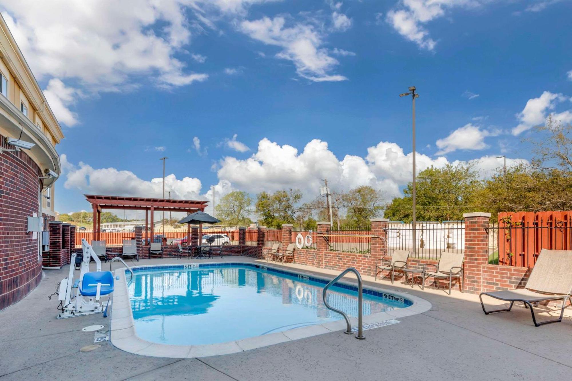 Comfort Inn & Suites Mexia Εξωτερικό φωτογραφία